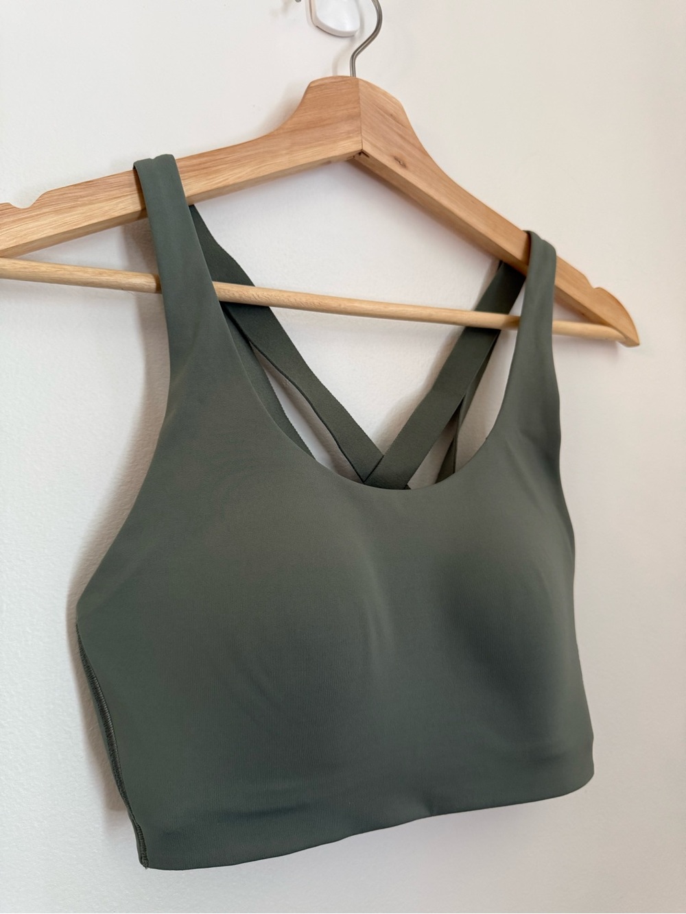 lululemon Energy Bra High Support - Picture 2 of 8